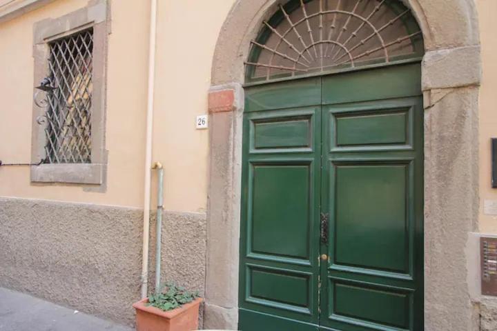 Accogliente Mansarda Nel Cuore Dell Antica Livorno Διαμέρισμα Εξωτερικό φωτογραφία